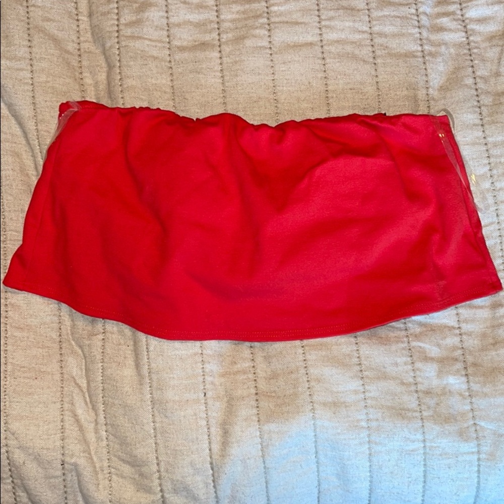 red crop top